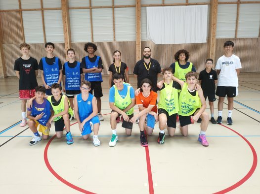 Les arbitres au camp d'été 2026